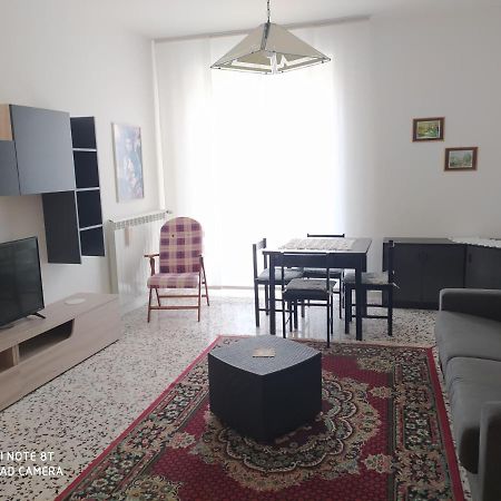 Ferienwohnung Al Cinema Scerni Exterior foto